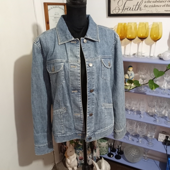 "re:" Denim Jacket - Picture 5 of 12